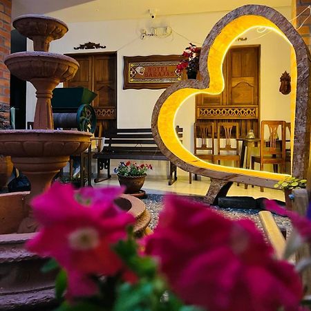 Hotel Barajas Jardin Ngoại thất bức ảnh